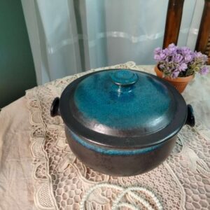 Handcrafted pottery pot Medium