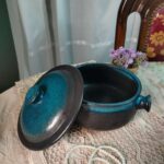 Handcrafted pottery pot1